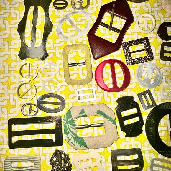 Bundle 87 VNT Belt Buckle Collection